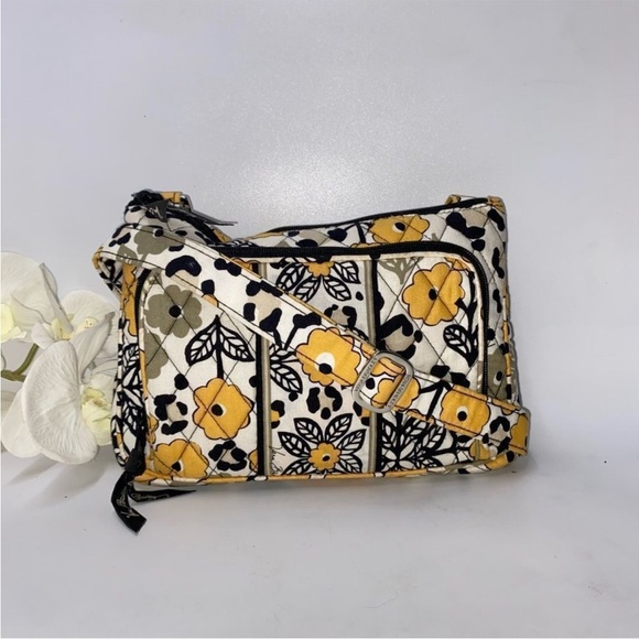 Vera Bradley Floral Design Organizer Crossbody Yellow/Gold Small- Like New - Picture 6 of 12